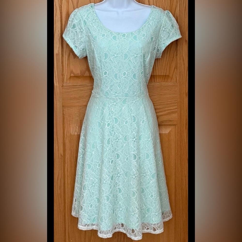 Maurices Lace Mint Green Graduation Wedding Short Sleeve Dress Coquette Ethereal